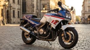 découvrez la yamaha fz750, une sportive iconique reconnue pour son design audacieux, ses performances exceptionnelles et son héritage légendaire dans le monde de la moto.