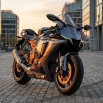 découvrez notre test complet de la yamaha yzf-r1 2026, ses performances, ses nouveautés et son prix. une analyse détaillée pour les passionnés de motos sportives.